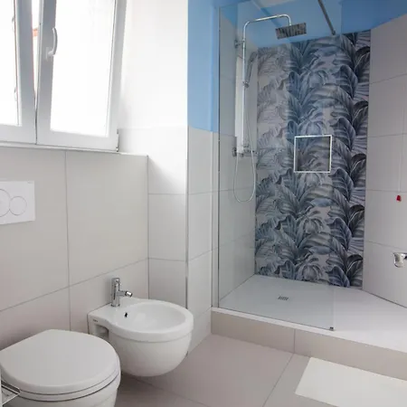 Quattrocchi's T * La Spezia