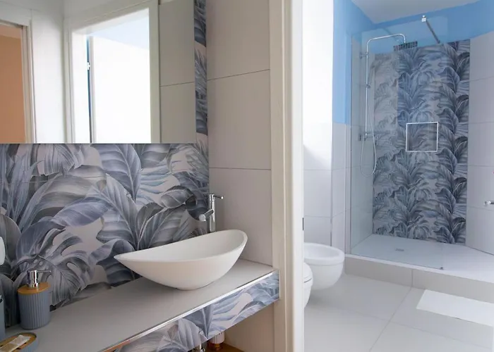 Quattrocchi's T Apartment